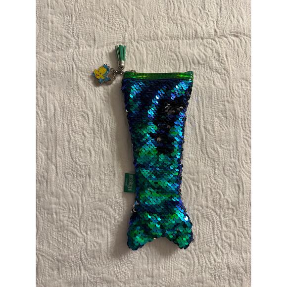 The Little Mermaid: Ariels Sequin Fin Pouch - Picture 1 of 2